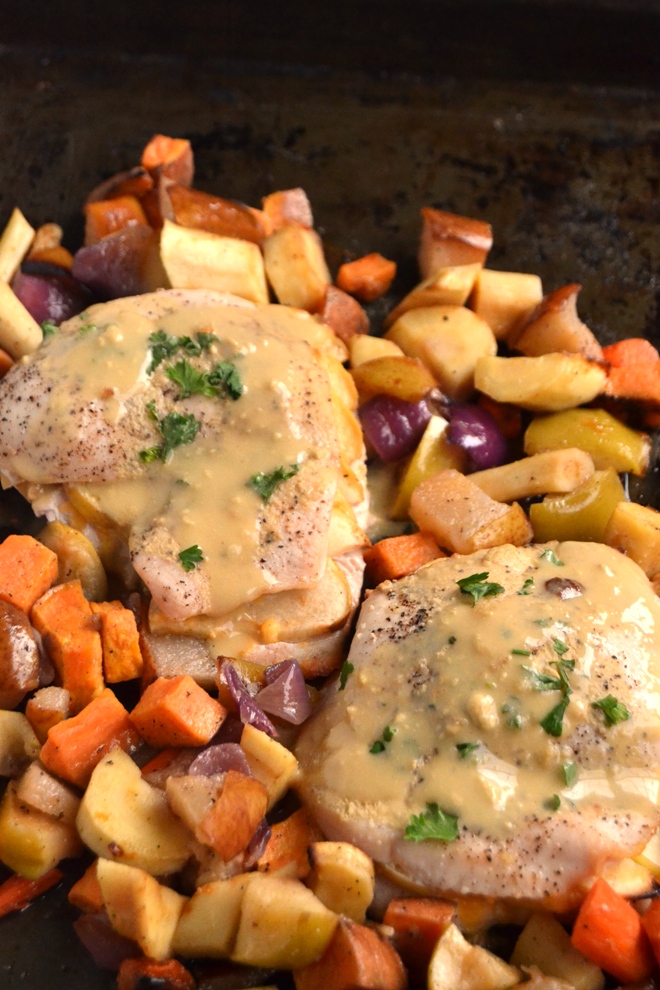 Apple-Cheddar Stuffed Chicken with Apple Cider-Dijon Sauce is ready in just 30 minutes and is bursting with flavor. The mix of sweet, tangy and creamy flavors makes the perfect combination. www.nutritionistreviews.com