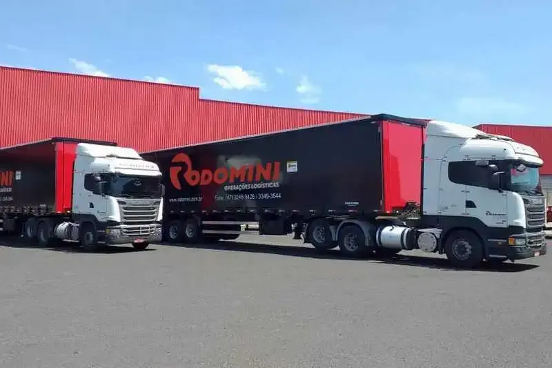 Rodomini Transportes Rodoviários frota de caminhões Scania
