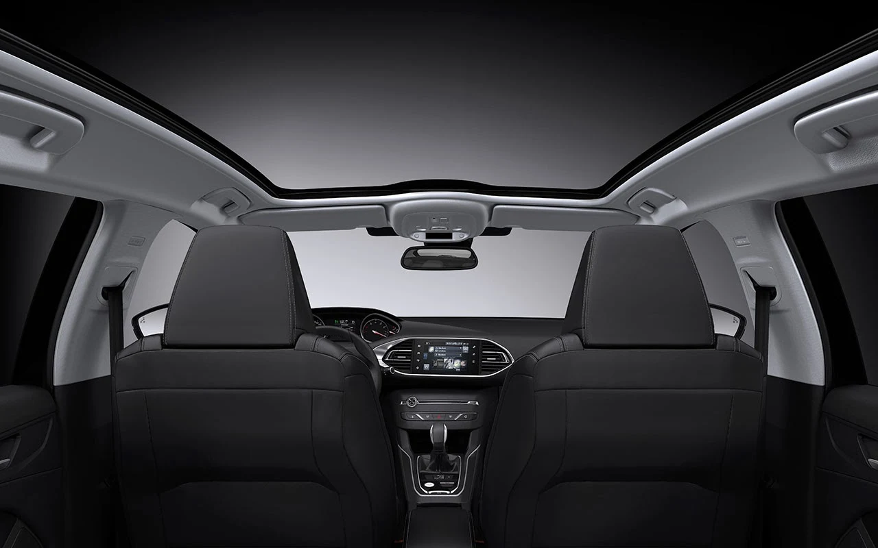 New Peugeot 308 SW - Sleek and Spacious sun roof