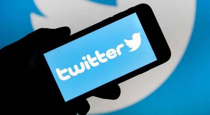 Federal govt directs Telcos to deactivate twitter by 12 midnight