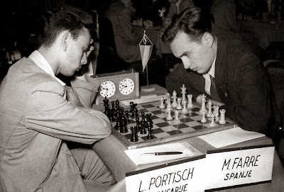 Partida de ajedrez Farré-Portisch, Amberes 1955