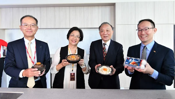 ▲大成集團與日本昭和產業合作，打造昭成蛋品加工廠，發表台灣第一顆與日本同等級生食級雞蛋。（記者林明佑翻攝）