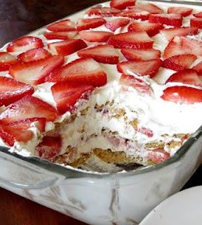 No-Bake Strawberry Icebox Cake