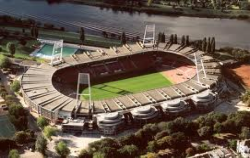 Weserstadium também as margens de um rio