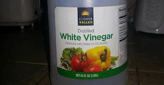 45 surprising uses for vinegar – you’ll be shocked at all the things you can do with this household staple!
