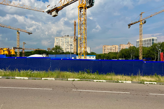территория Московского Дворца пионеров, строительная площадка штаб-квартиры компании «Яндекс»