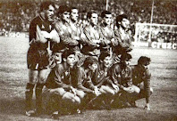 Selección de ESPAÑA - Temporada 1988-89 - Zubizarreta, Michel, Górriz, Roberto, Andrinúa y Jiménez; Quique Flores, Butragueño, Beguiristain, Manolo y Martín Vázquez - ESPAÑA 4 (Rogan, p.p., Butragueño, Michel y Roberto), IRLANDA DEL NORTE 0 - 21/12/1988 - Mundial de Italia 1990, fase de clasificación - Sevilla, estadio Ramón Sánchez Pizjuán - Alineación: Zubizarreta; Quique, Andrinúa, Górriz, Jiménez; Michel, Roberto, Martín Vázquez; Manolo (Julio Salinas, 78'), Butragueño y Beguiristáin (Serna, 65')