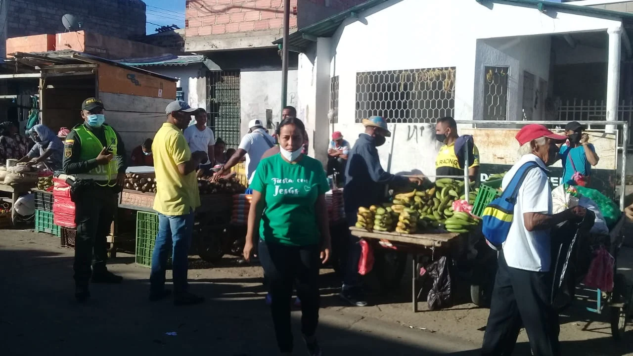 hoyennoticia.com, Ejercen controles en mercado público de Maicao para evitar aglomeraciones