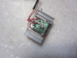 Led driver mounted on a heatsink