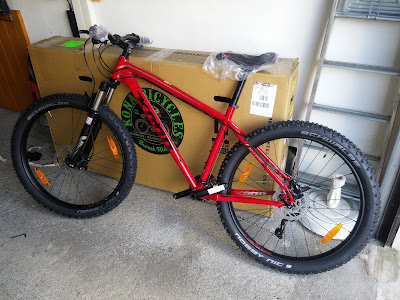 VTT Kona Big Kahuna 27.5+ version 2017 monté