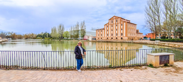 Dársena del Canal de Castilla en Medina de Rioseco