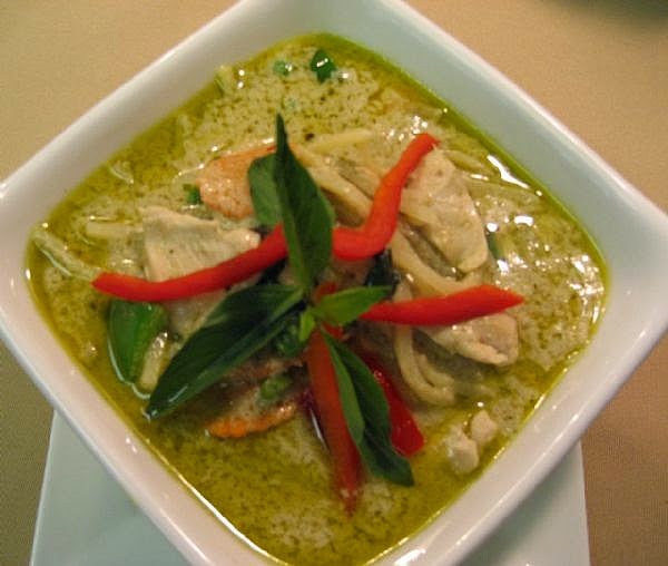 Issan En Thailande Recette Kaeng Khiao Wan Nuea Curry Vert De