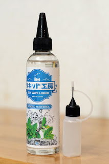 国産 電子タバコ リキッド ストロングメンソール 大容量 120ml 最高品質の天然素材 日本ハッカ使用 便利な目盛付きボトル ニードルボトル 10ml付き vape プルームテック myblu リキッド工房