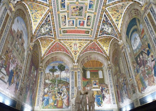 Duomo de Siena-Biblioteca Piccolomini o Libreria Piccolomini.