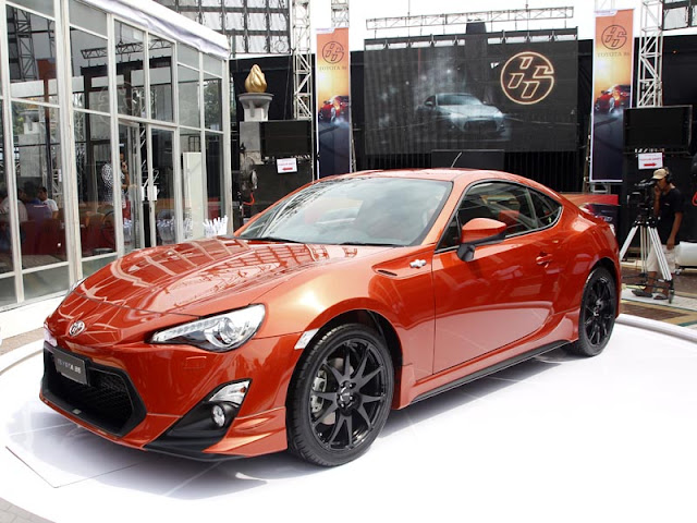 Spesifikasi dan Harga Mobil Sport Toyota 86