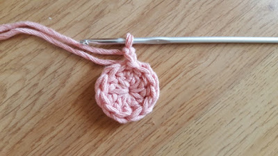 DIY crochet face scrubbies - with pattern