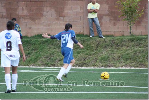 penal cobrado por ana lucia martinez unifut.