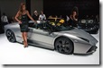 01-reventon-roadster-live