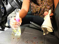 Cara Menghilangkan Bau Muntah Di Mobil