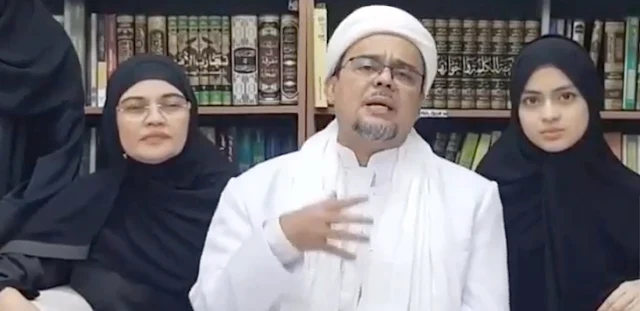 Ada Yang Coba Gagalkan Kepulangan Habib Rizieq, Lobi Maskapai Batalkan Tiket