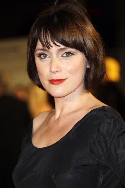 Keeley Hawes Profile pictures, Dp Images, Display pics collection for whatsapp, Facebook, Instagram, Pinterest.