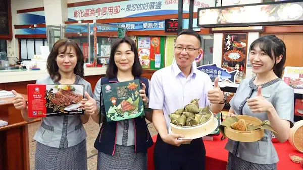 ▲又到端午粽葉飄香的時節，如果您想嘗試不一樣的粽子，彰化區漁會推出的「鰻意粽」絕對是您不可錯過的選擇。（記者林明佑攝）