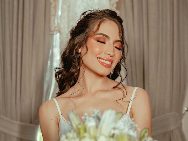 Achieving The Perfect Wedding Day Smile 