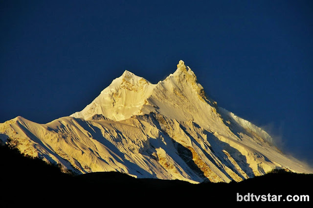 Mount Everest HD wallpaper