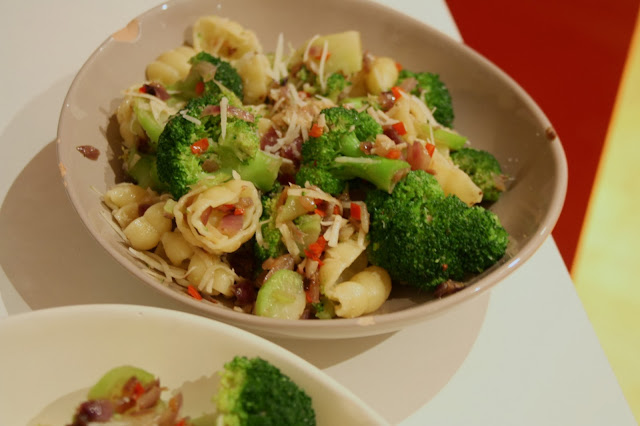 Pasta met broccoli uit de dikke vinazza