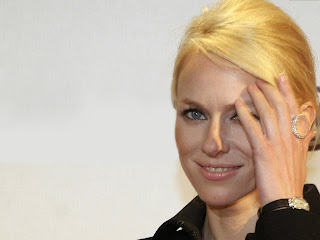 Free Non-Watermarked Wallpapers of Naomi Watts at Fullwalls.blogspot.com