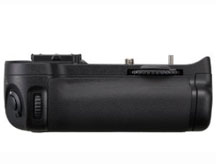 Nikon MB-D11 Multi-Power Battery Pack for Nikon D7000 DSLR 
