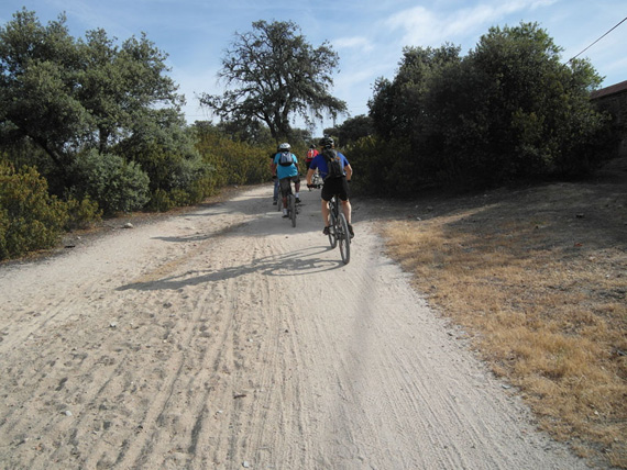 Ruta en bici de Madrid a Manzanares el Real por el GR-124, junio 2012