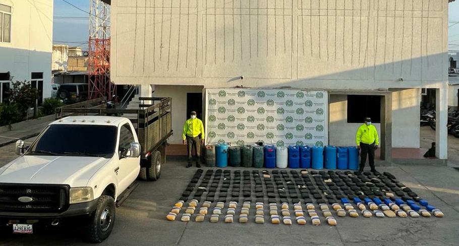 https://www.notasrosas.com/Sijin incautó en Maicao,  222 kilos de marihuana