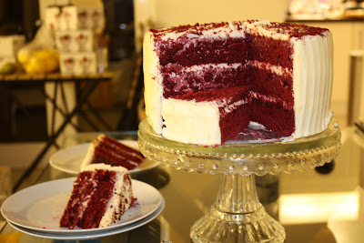 hummingbird bakery red velvet cake: entire red velvet cake