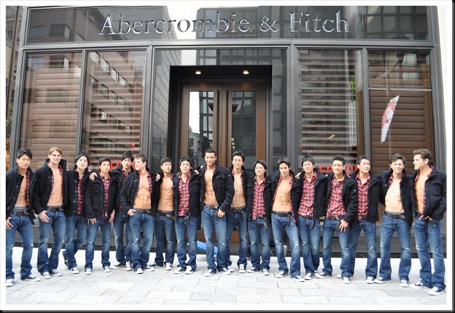 abercrombie_fitch_ginza_store_models