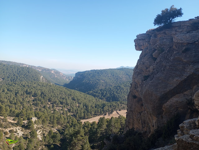 Río Alhárabe, Barranco de Hondares y pasos de El Poyato y El Toril