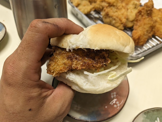 イラ　香草揚げ　フィッシュバーガー