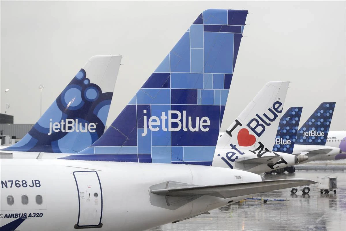 JetBlue Airways Employee Benefits and Perks