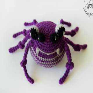 PATRON GRATIS ARAÑA AMIGURUMI 31082