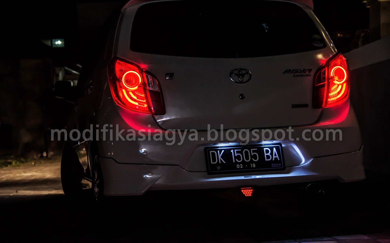 Modifikasi Toyota Agya Modifikasi Lampu Belakang Tail Light Toyota