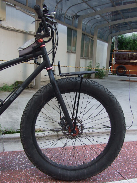 Avelo Bicycle Shop ファットバイク フロント ポーターラック カスタム 施工例