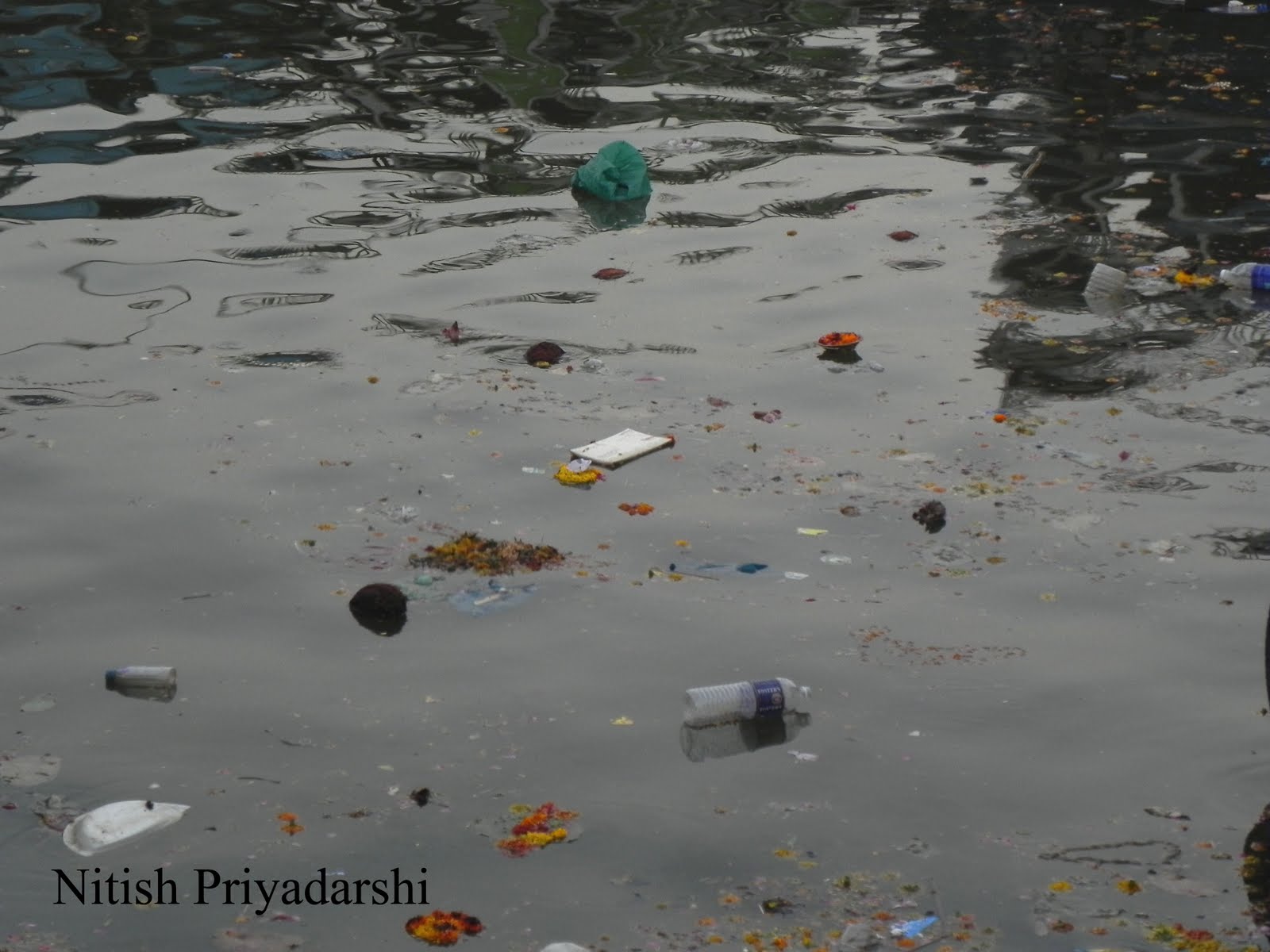 ... and Geology: Different moods of Ganges River in Varanasy city, India