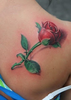 TATUAJES DE ROSAS ROJAS