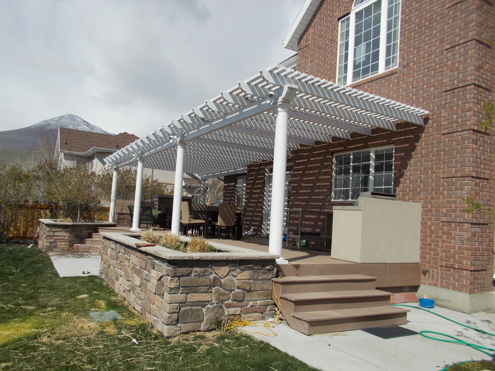 Huishs Awnings Pergolas More Serving Utah Since 1936