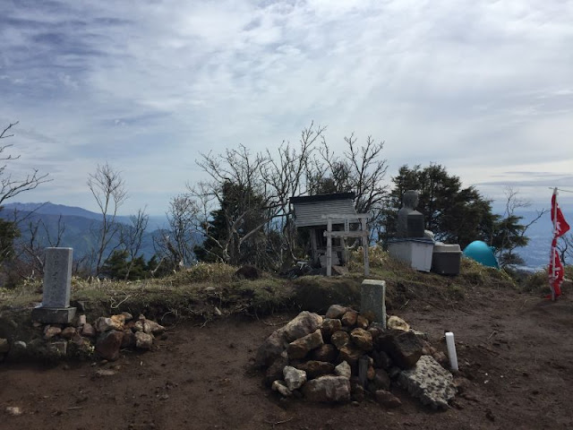 釈迦ヶ岳の山頂