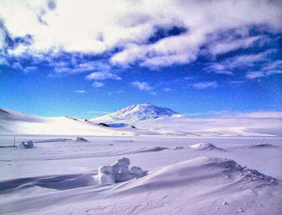 Evolutionary geologists believe that Greenland and Antarctica ice cores reveal that the sheets are very old. However, they are deeply flawed. Models based on the biblical global Flood yield much more accurate results.