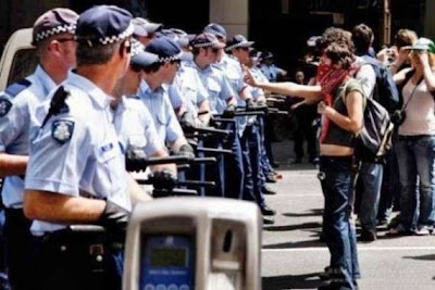 Cool Police Photos Seen On www.coolpicturegallery.us