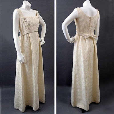 Intriguing 1960s Ivory Matelesse Evening Gown A lovely 1960s dress for the