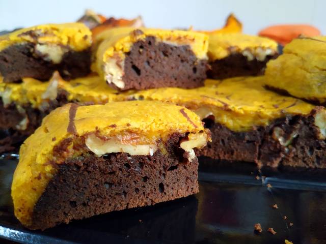 Brownie de chocolate y crema de calabaza