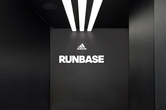 Adidas RunBase, Milán, Milano, DINN